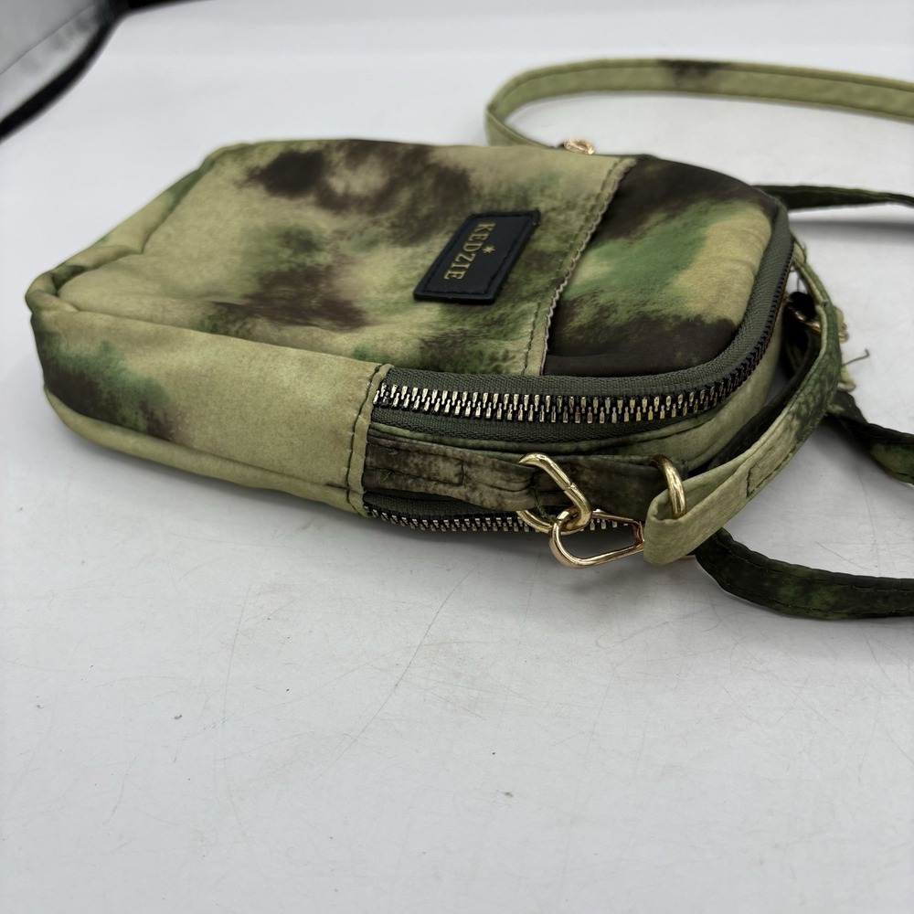 Kedzie‎ Bag Crosstown Crossbody Shoulder Sling Zip Green Tie Dye Hipster Adj - Picture 5 of 9